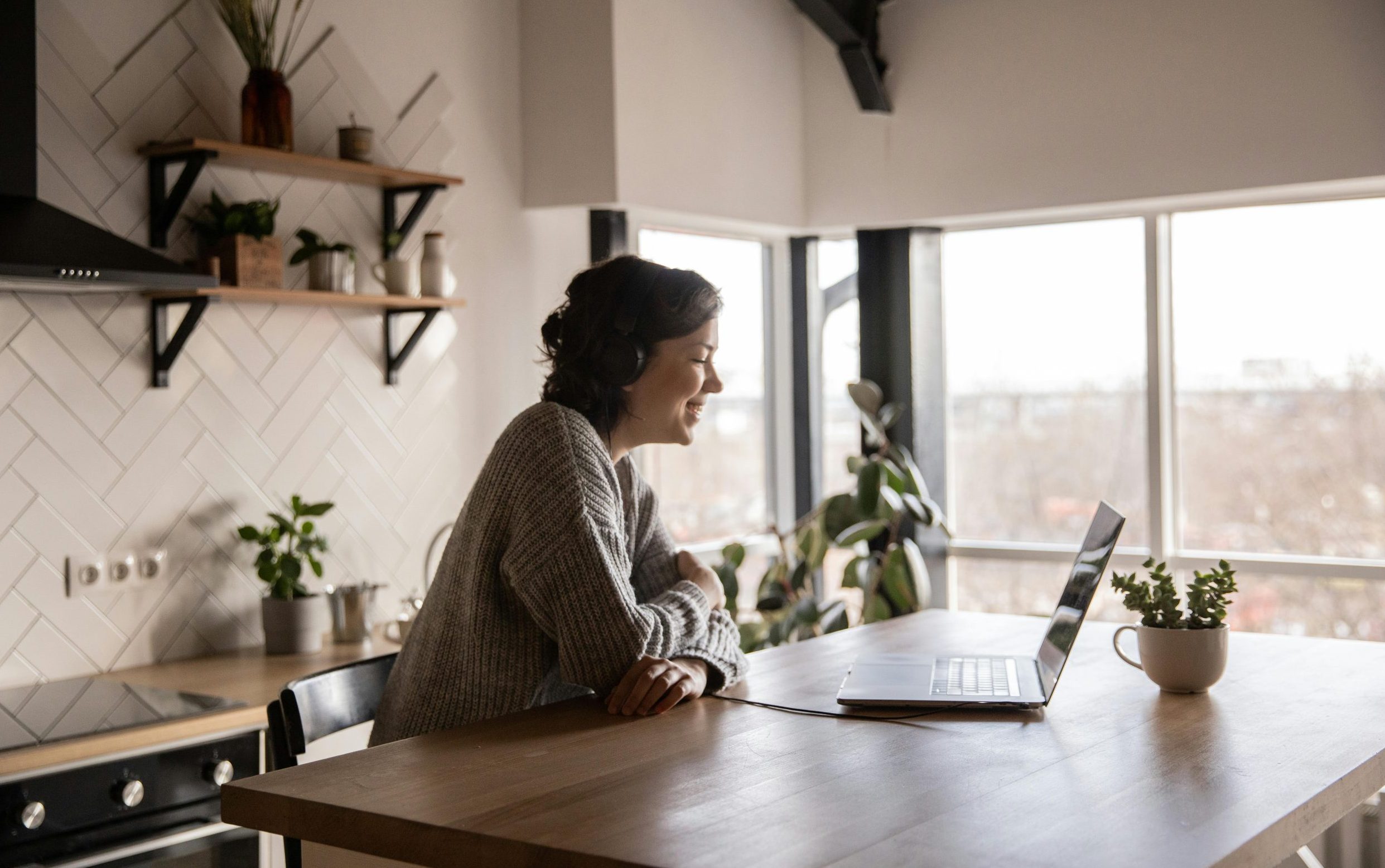 The apartment owner increases the visibility of the property on booking websites.