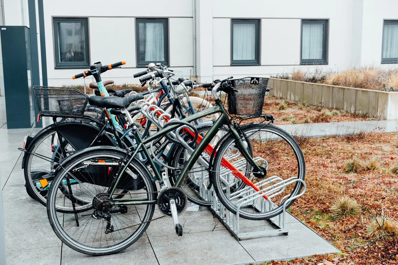 Rower dostępny do wypożyczenia dla gości apartamentu na wynajem  – dodatkowa usługa zwiększająca komfort pobytu