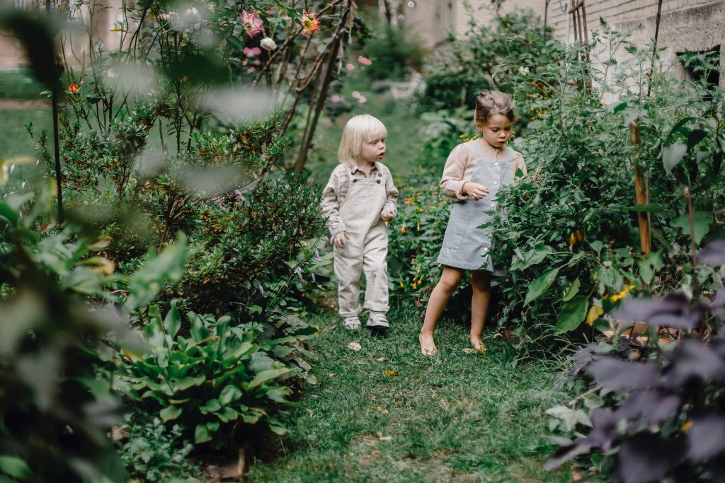 le jardin est une grande attraction pour les enfants en agritourisme